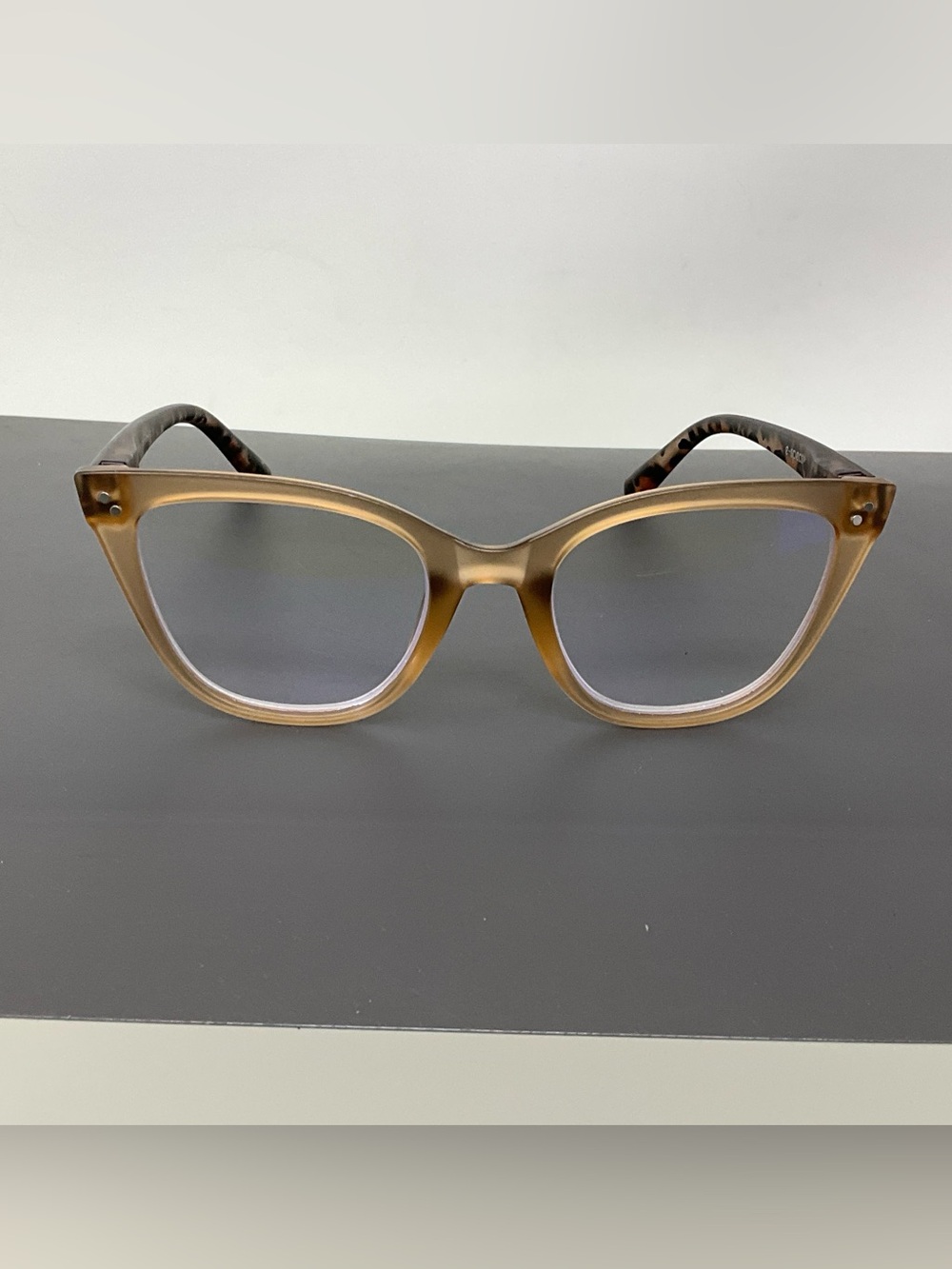 E-Specs cat eye reading glasses leopard + 2.00
